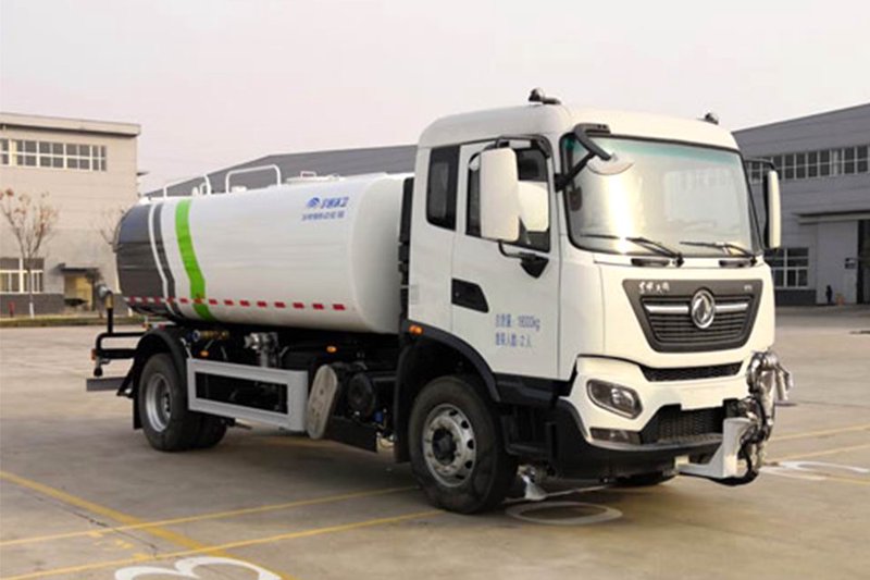 东风洒水车